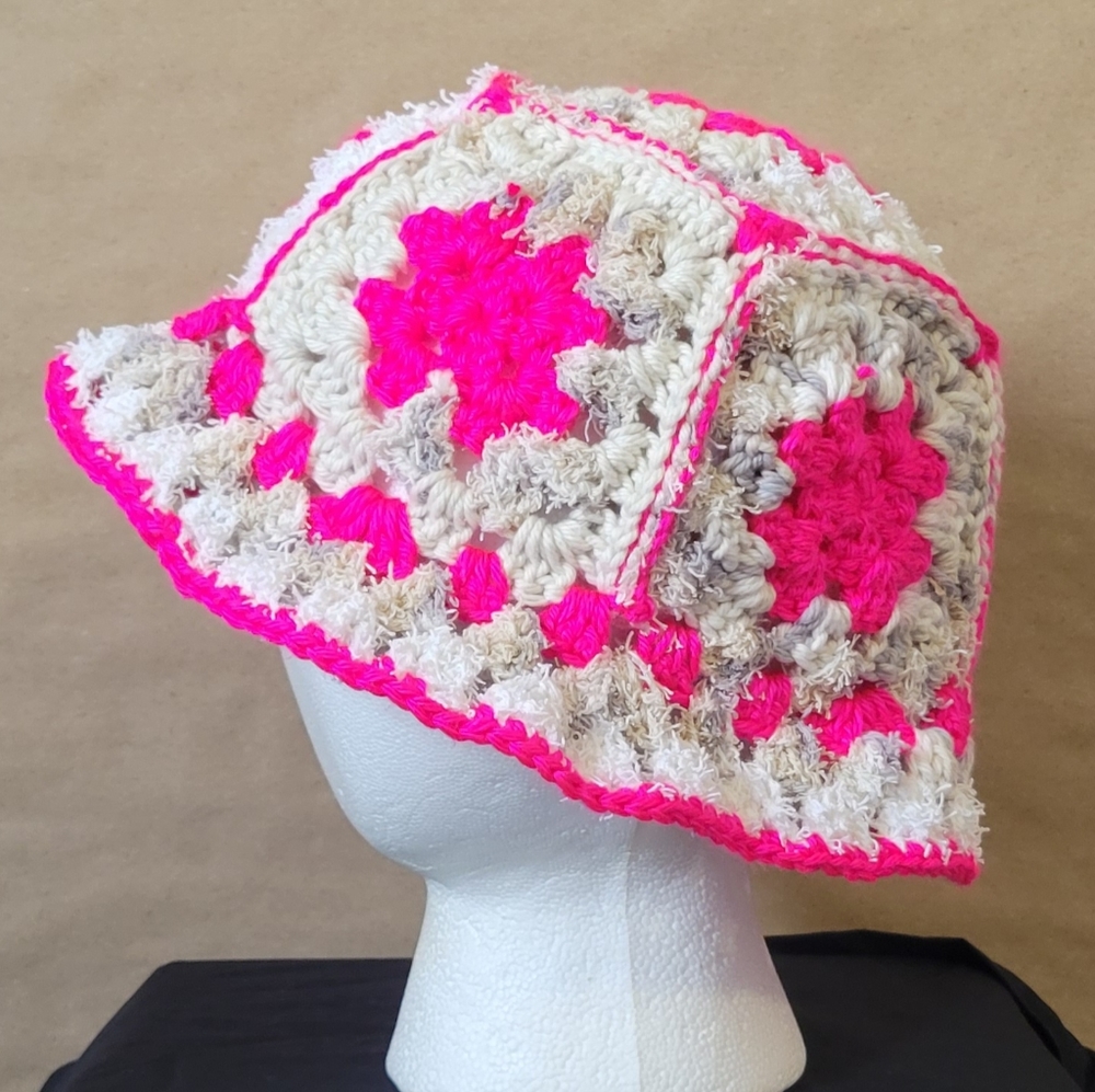 Bucket hat - Picture 2 of 4